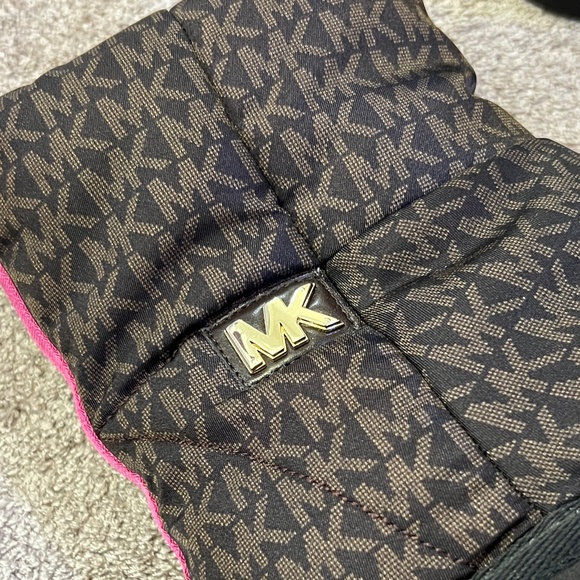 Michael Kors Brown and Pink Winter Boots | Warm Fleece | Size 8 | Never Used - Picture 2 of 4